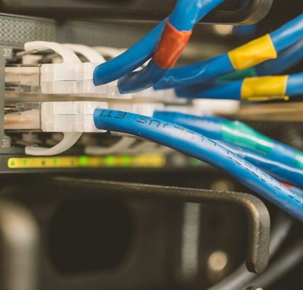 it hub performance review